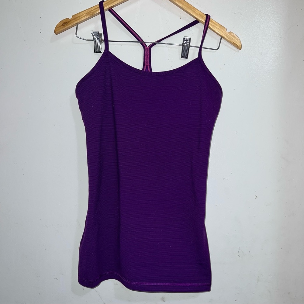 Lululemon size 6 racer back tank top work out tank top built in bra no pads